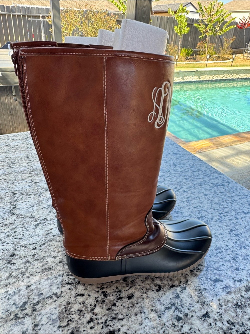 Women’s Brown Leather Tall Duck Boots - Black Rubber Toe size 9